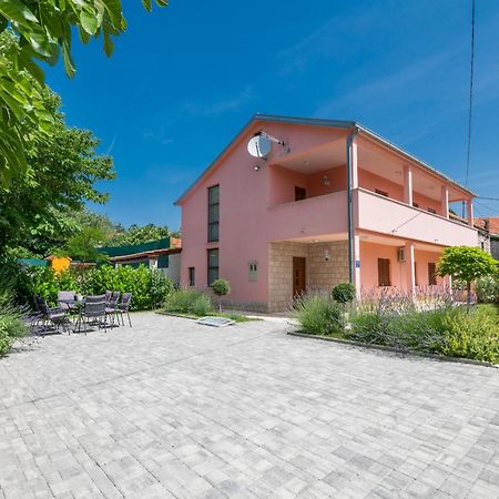 Villa Milla-Grubine 外观 照片