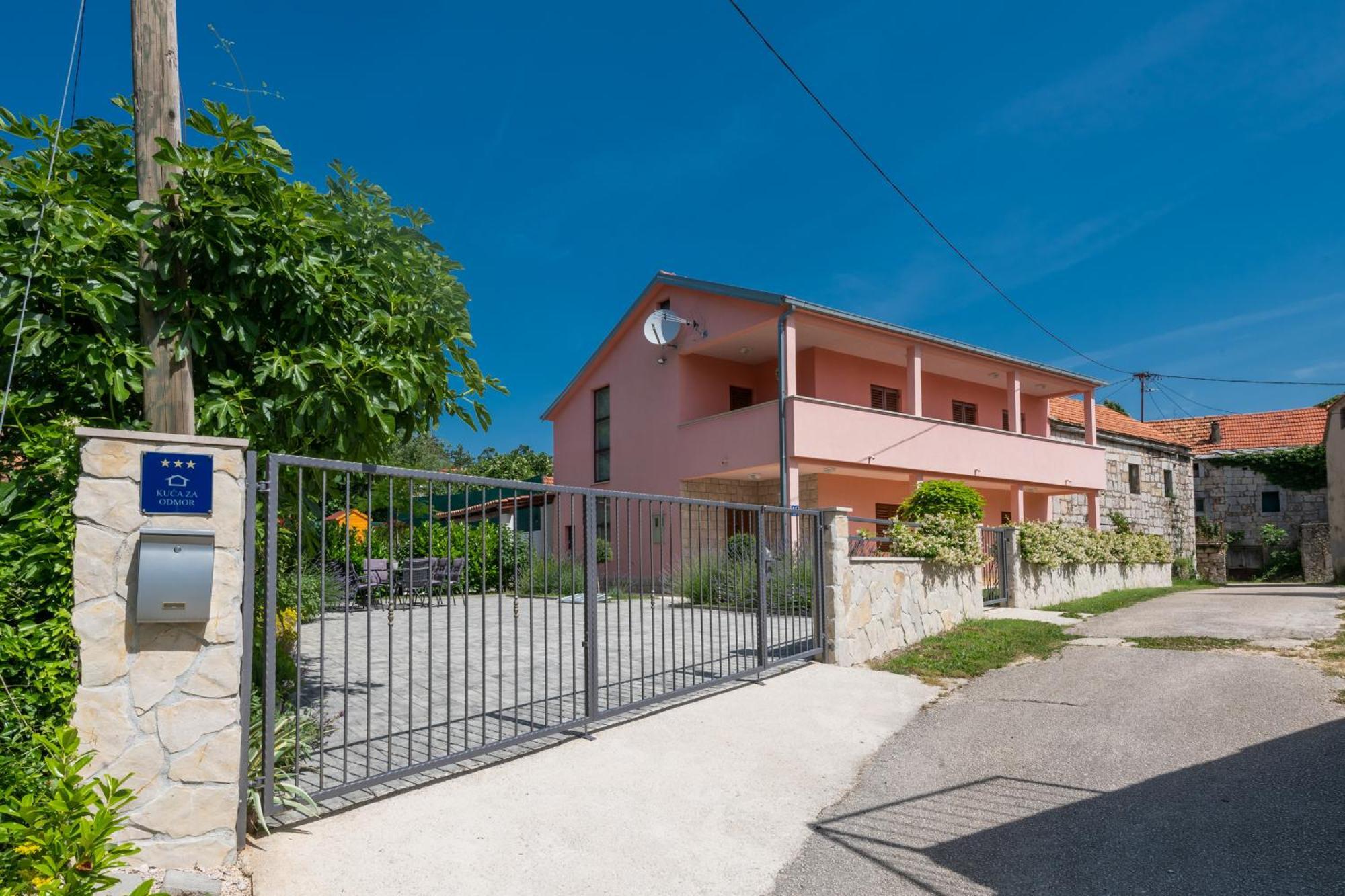 Villa Milla-Grubine 外观 照片